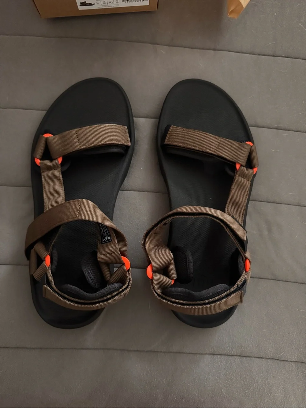 Men’s Tevas- Hydratreck Sandal Brand New in Box - Picture 1 of 4
